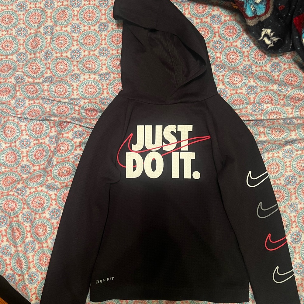 Size 2 Nike thermal hoodie
